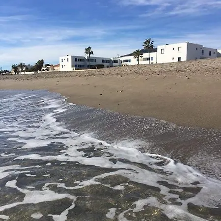 Vibes 1 Linea De Playa 公寓